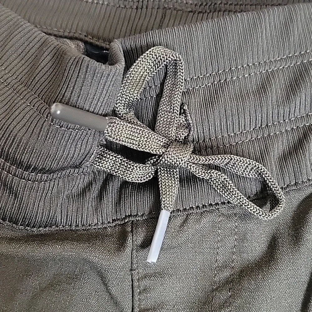 GUC The North Face Aphrodite Capris - Picture 5 of 9